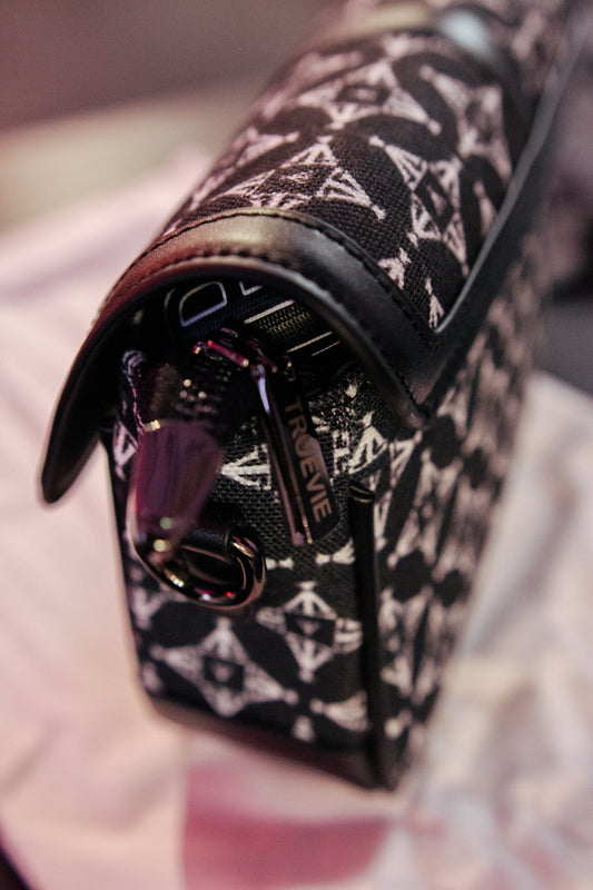 TrueVie Signature Messenger Bag