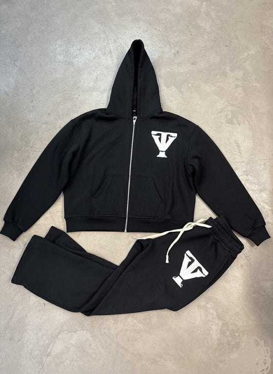 Noir 09 Tracksuit. (PRE ORDER)
