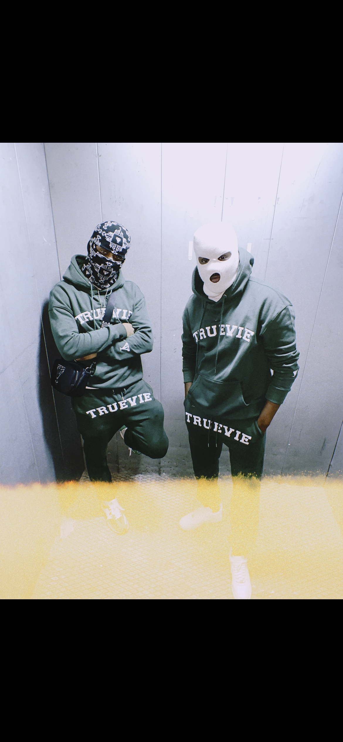 TrueVie Mistletoe Hoodie