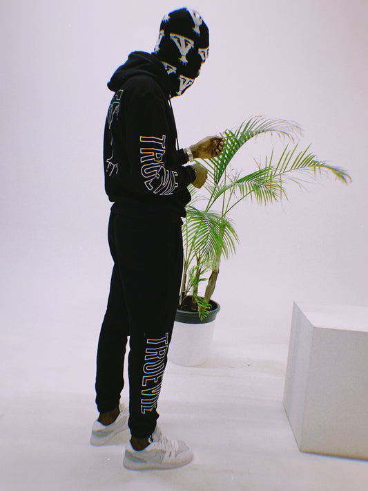 TrueVie Black Drip Bottom